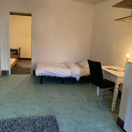 Prázdninový dům Gite Spacieux Avec Cour Au Centre D Agen *